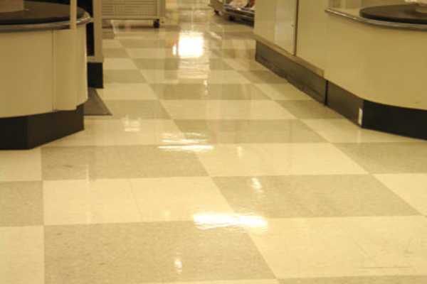 Looking for floor and office cleaning in Toronto, Ontario? - Altracleaning.ca